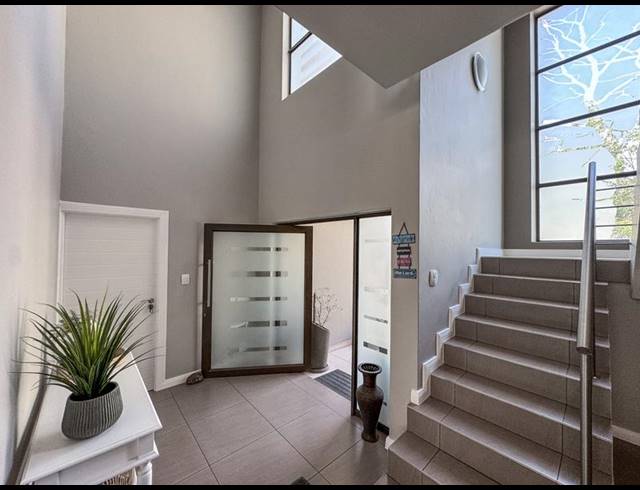 4 BEDROOM HOUSE FOR SALE IN MIDLANDS ESTATE